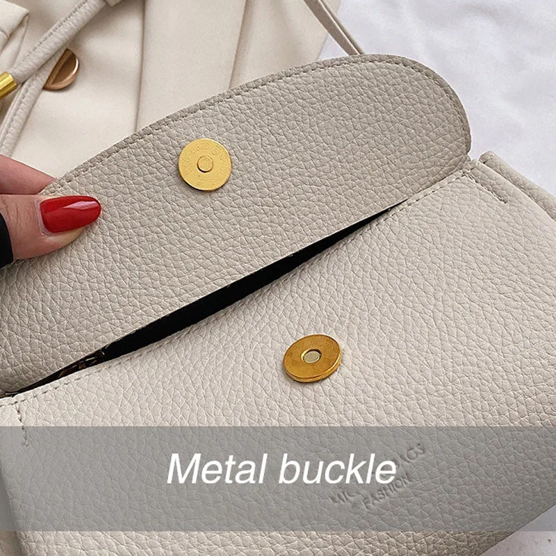 Prosta i wszechstronna mała kwadratowa torba