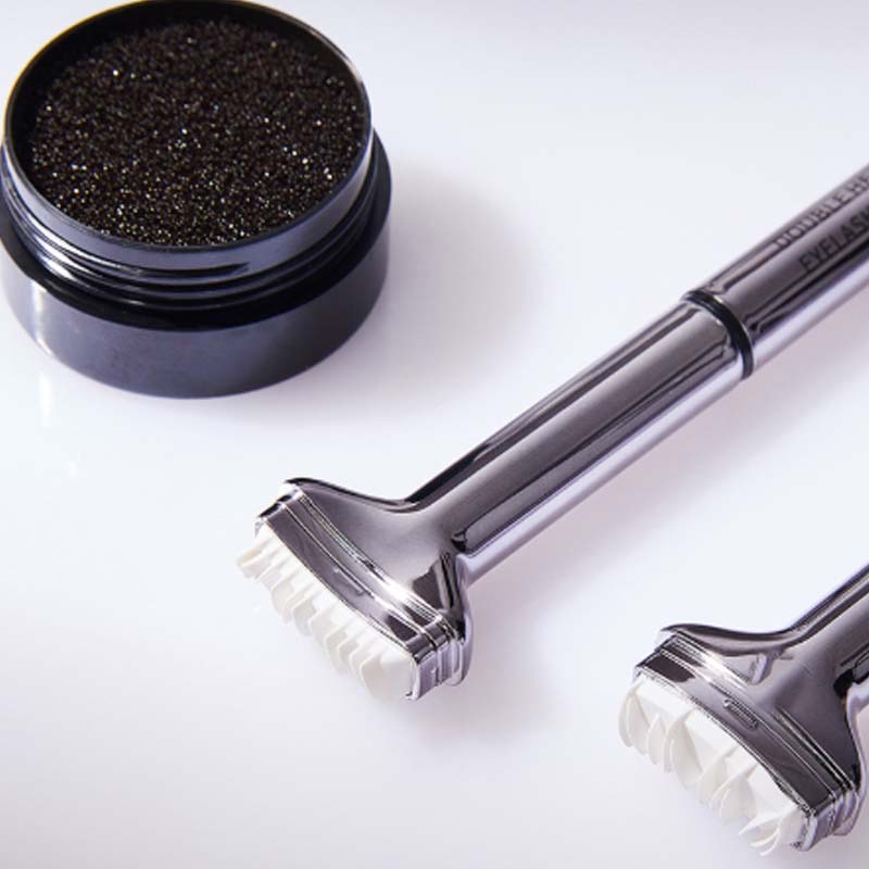 Zestaw wodoodpornych, odpornych na rozmazywanie tuszy do rzęs i eyelinerów 2 w 1